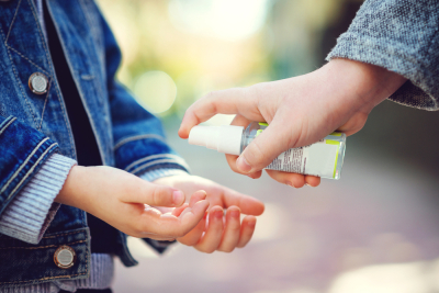 hand sanitizer anak