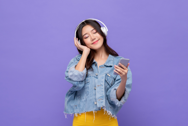 11 Manfaat Mendengarkan Musik bagi Kesehatan