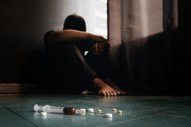 4 Tahapan dalam Cara Mengatasi Kecanduan Narkoba