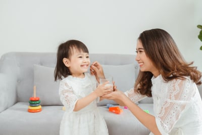 manfaat zat besi dan fungsi kolin untuk perkembangan otak anak