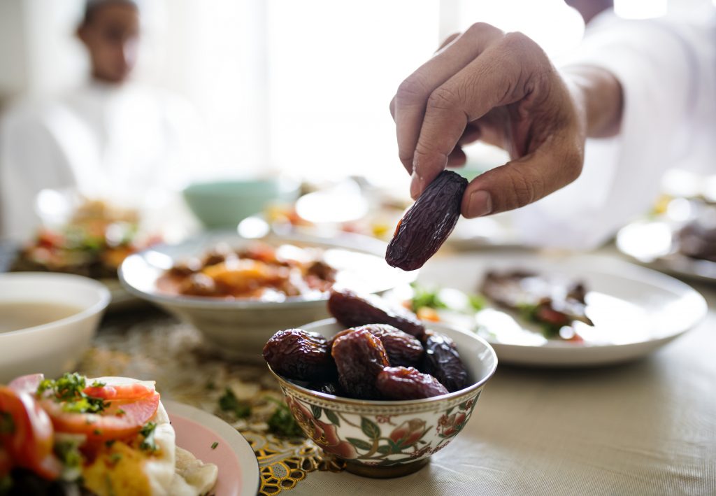 Porsi Makan Buka Puasa Ramadan, Seberapa Banyak?