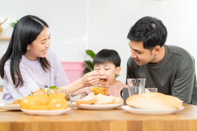Memahami Asupan Gizi dan Pola Makan Anak Autisme