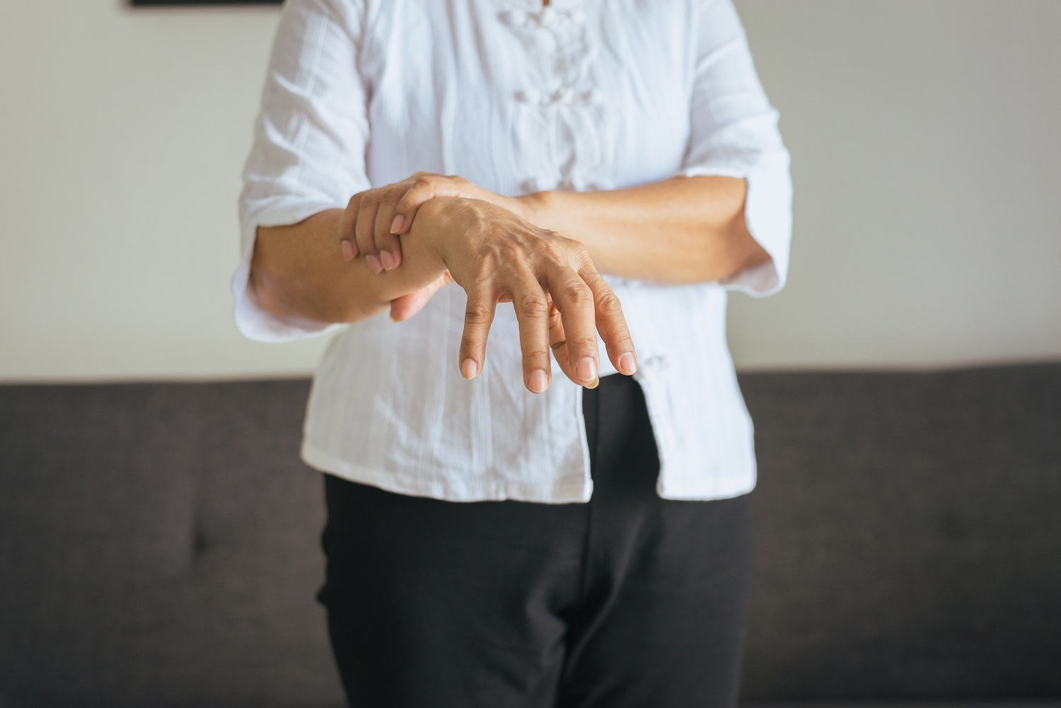 Memahami Dyskinesia, saat Tubuh Bergerak Tak Terkendali