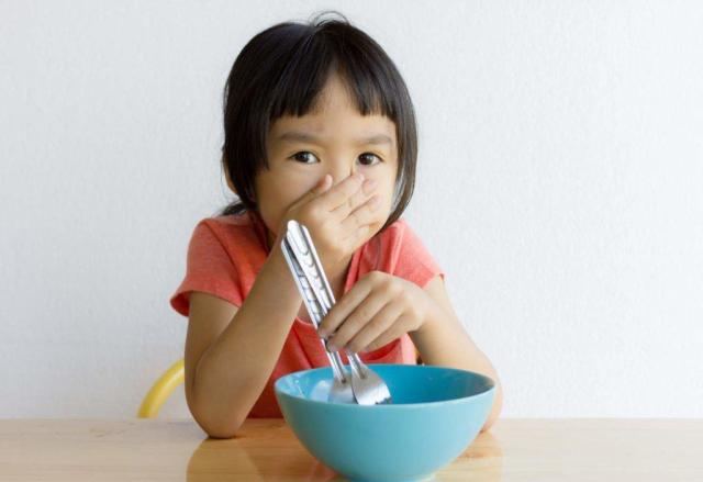 9 Cara Mengatasi Anak Picky Eater, Pahami Juga Penyebabnya