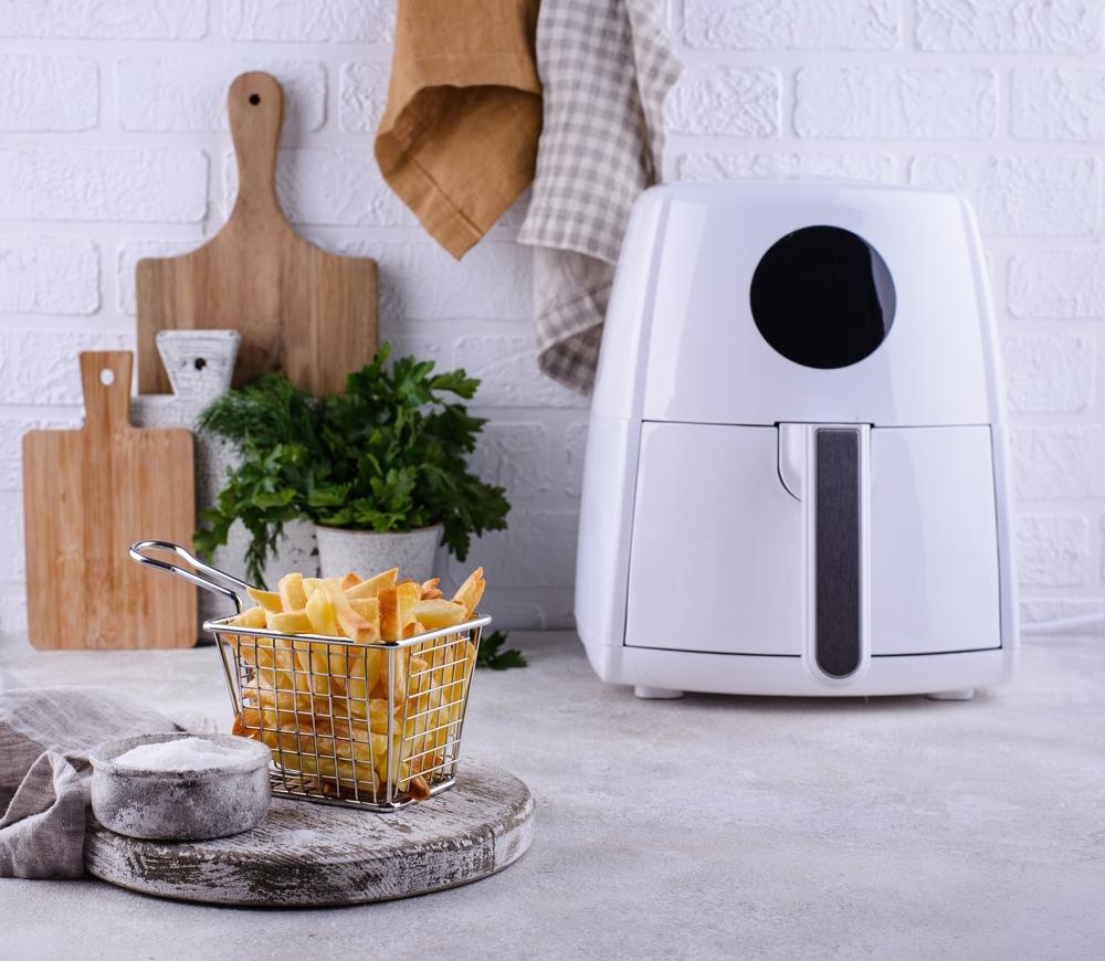 5 Bahaya Air Fryer yang Harus Anda Waspadai - Hello Sehat
