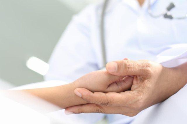 Cara Mengatasi Tremor di Usia Muda dan Penyebabnya