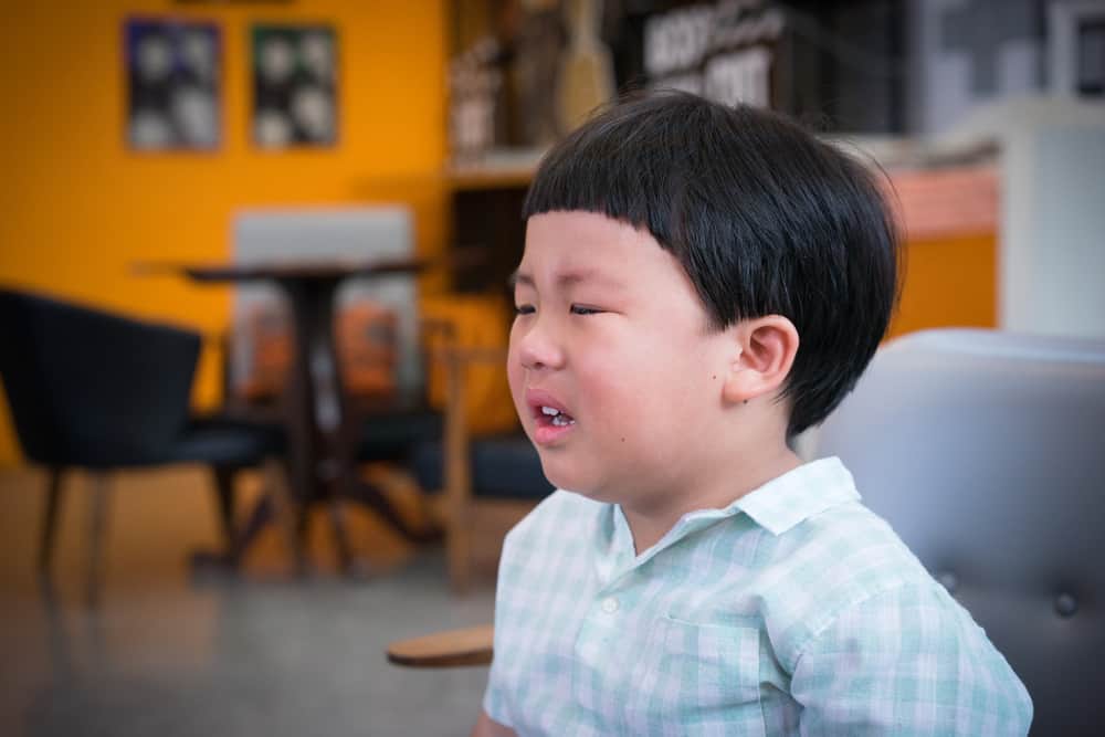 7 Kiat Jitu Menghadapi Anak Tidak Mau Sekolah