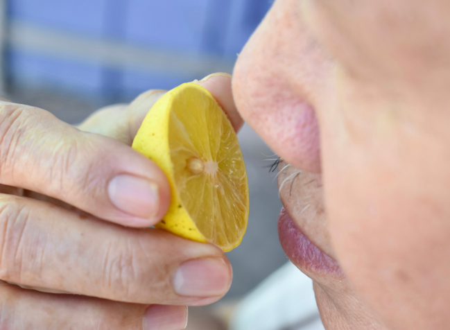 4 Terapi Anosmia untuk Menyembuhkan Penciuman yang Hilang