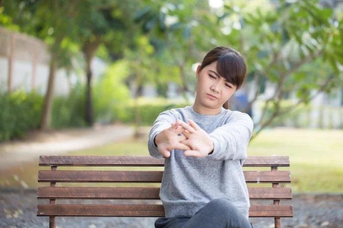 Sendi Bunyi Kretek Saat Peregangan, Apakah Berbahaya?