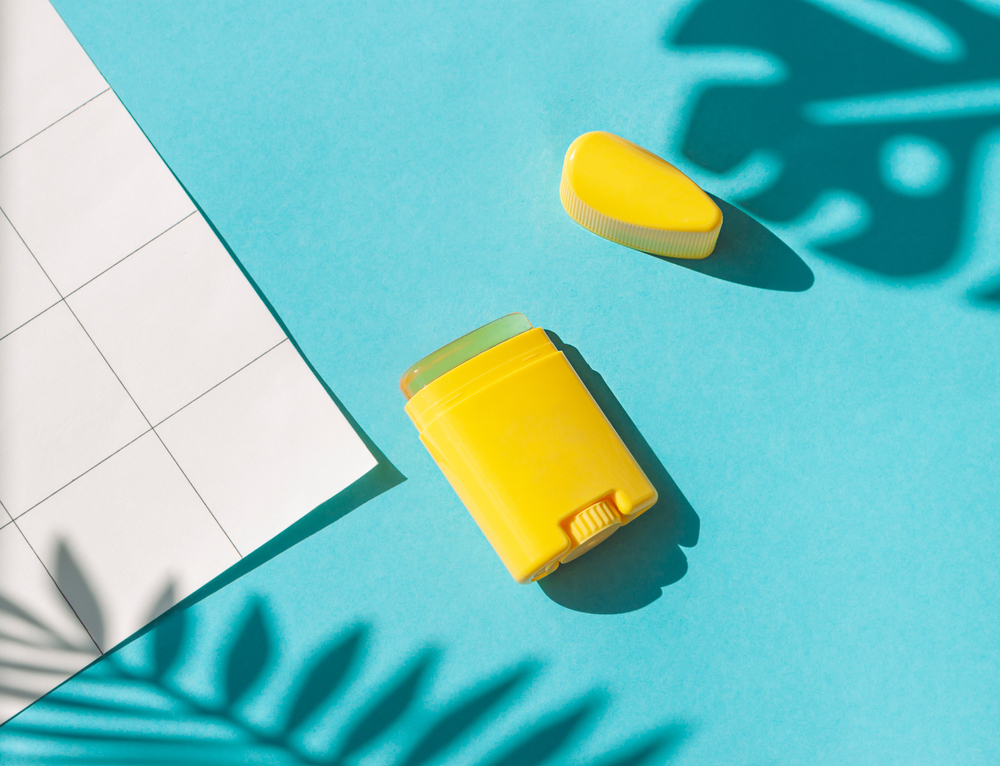 7 Rekomendasi Sunscreen Stick Terbaik untuk Perlindungan yang Praktis