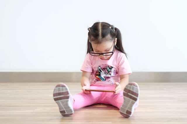 Mengenal Generasi Alfa dan Cara Tepat Mendidiknya