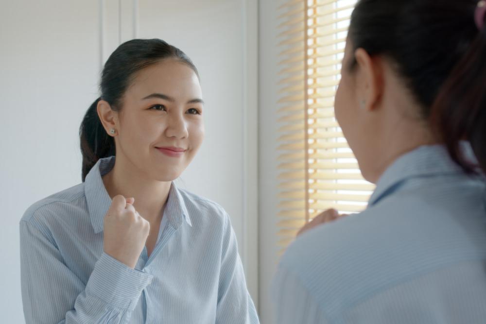 Cara Melakukan Afirmasi Positif untuk Hidup yang Lebih Tenang