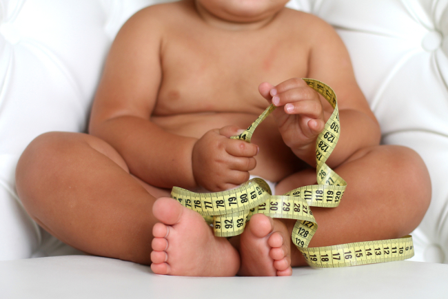 Waspadai Risiko Obesitas pada Bayi yang Gemuk
