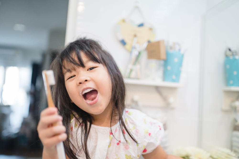 10 Rekomendasi Pasta Gigi Anak yang Aman Jika Tertelan