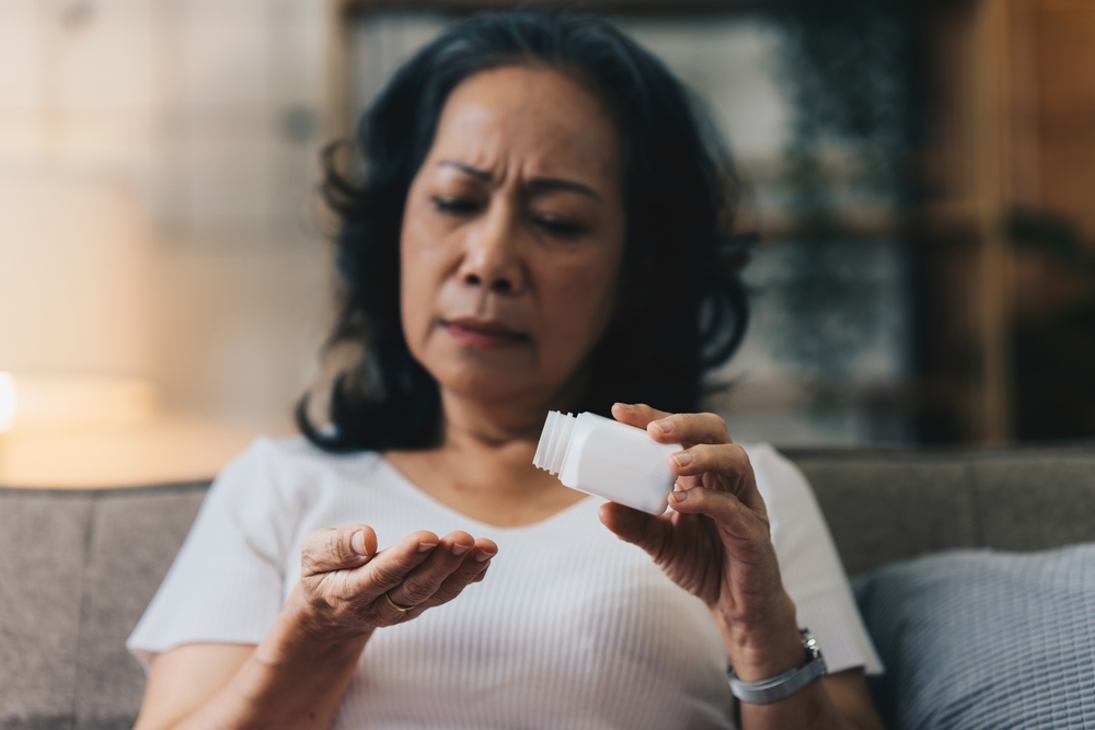 8 Rekomendasi Suplemen Terbaik untuk Wanita Menopause