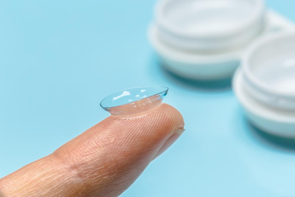 10 Rekomendasi Softlens yang Bagus dan Aman untuk Mata