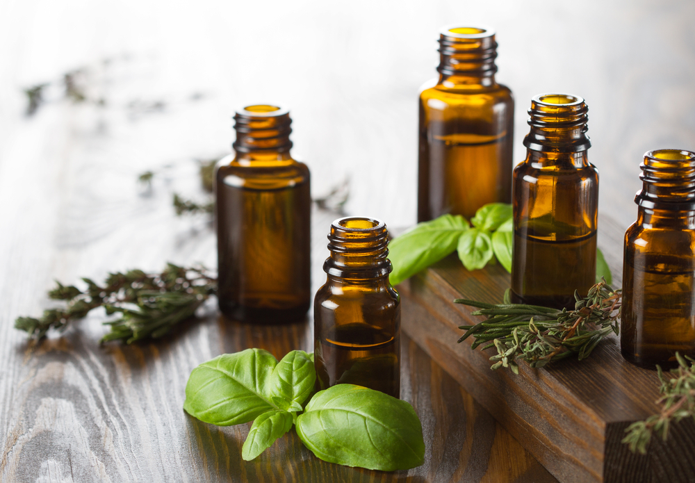 10 Rekomendasi Essential Oil Terbaik untuk Masalah Kesehatan Anda