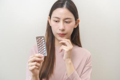 Lupa minum pil KB