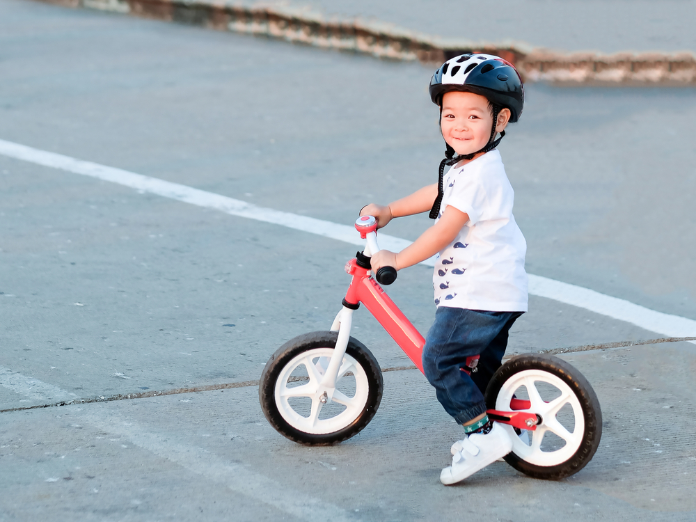 10 Rekomendasi Merk Balance Bike yang Bagus untuk Anak