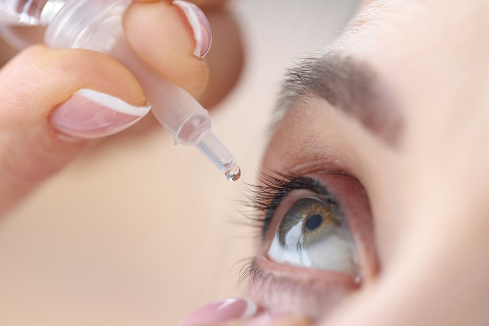 10 Rekomendasi Obat Tetes Mata untuk Atasi Mata Lelah dan Kering