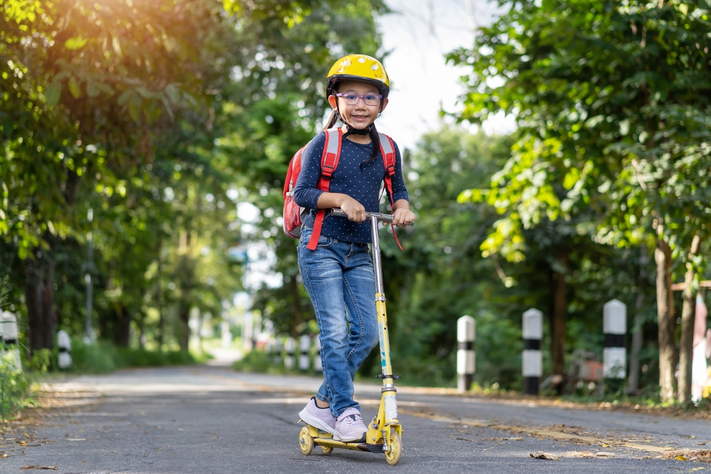 9 Rekomendasi Skuter Anak yang Bagus, Aman, dan Tahan Lama