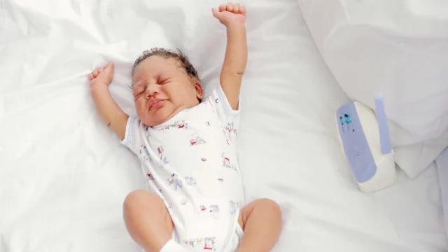 7 Penyebab Bayi Sering Ngulet, Apakah Normal?