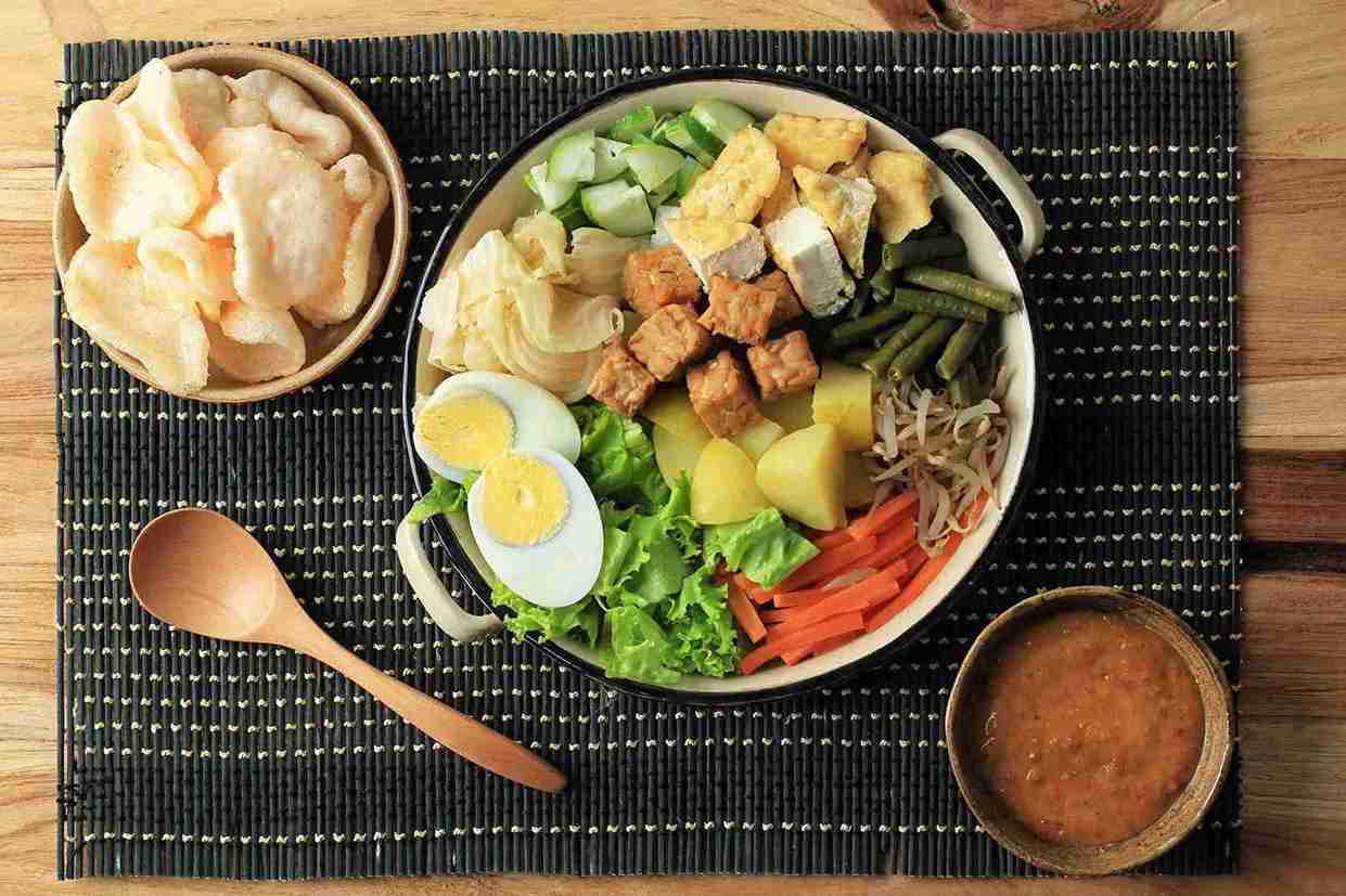 Termasuk Makanan Sehat, Berapakah Kalori Gado-Gado?