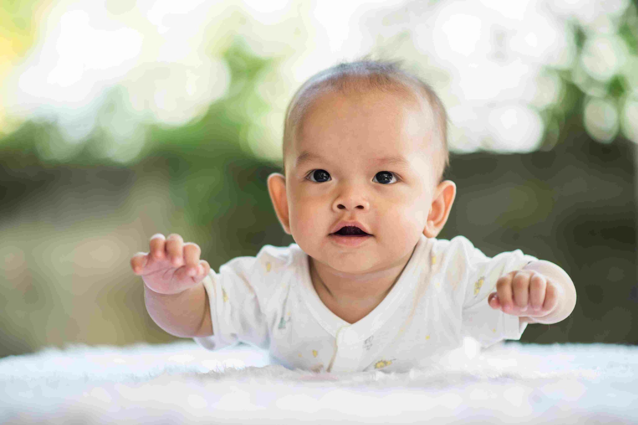 135 Ide Nama Bayi Laki-Laki Awalan O yang Penuh Makna