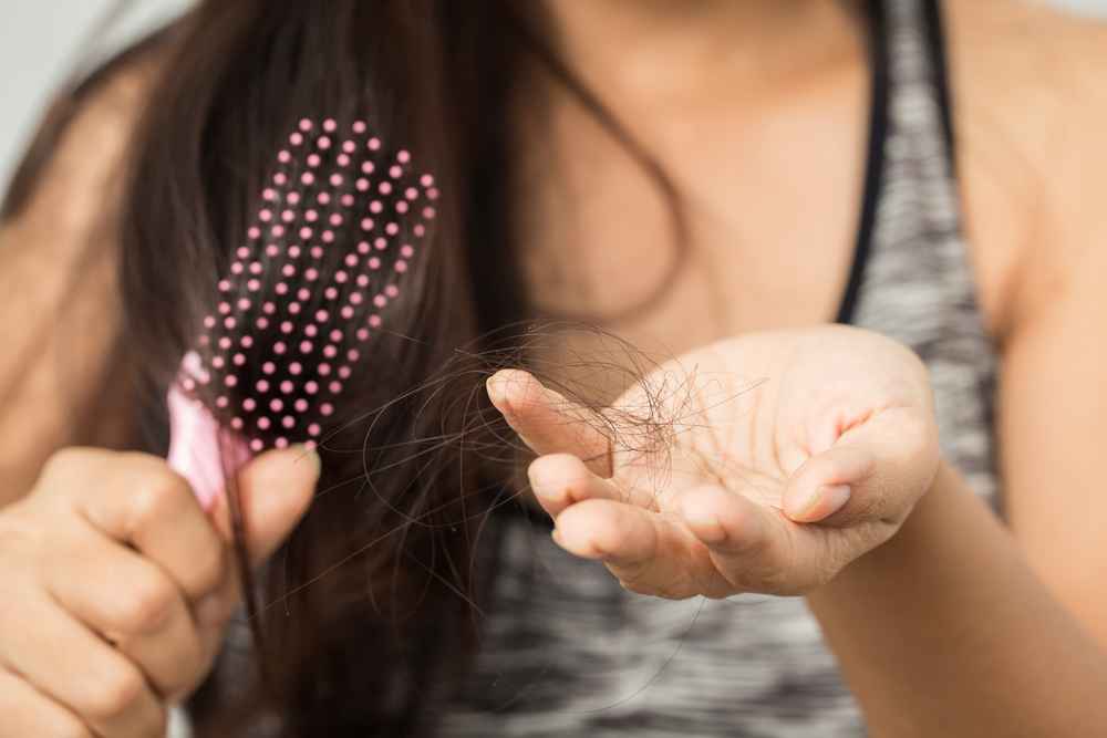 Rambut Rontok karena Kanker, Mengapa Bisa Terjadi?