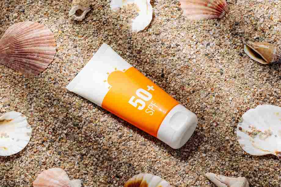 10 Merek Sunscreen Korea Terbaik yang Nyaman di Kulit