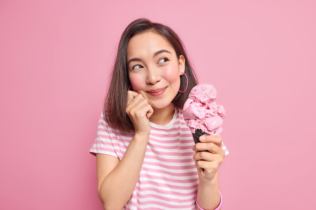 Makan Es Krim Saat Haid, Apakah Boleh? Ini Penjelasannya