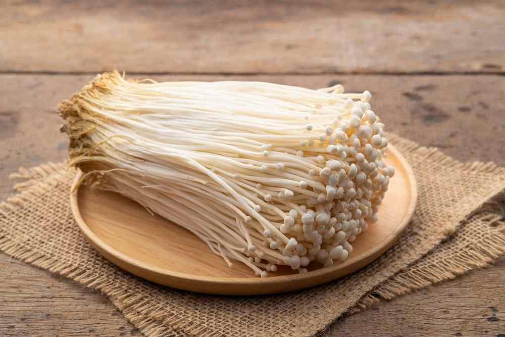 7 Manfaat Jamur Enoki untuk Ibu Hamil dan Tips Konsumsinya