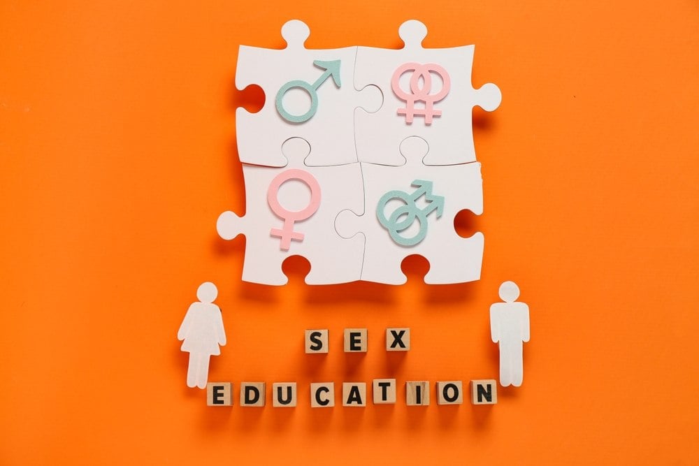 sex-education-adalah