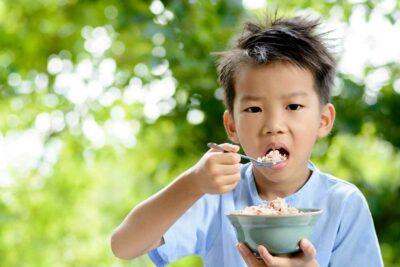 anak makan banyak tapi tetap kurus