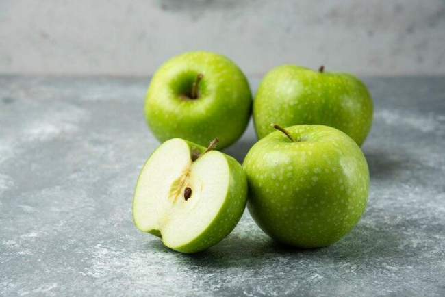 12 Pilihan Buah Warna Hijau yang Kaya Kandungan Gizi