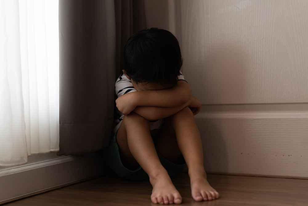 10 Tanda Anak Sedih dan Penanganannya, Perlukah ke Psikolog?