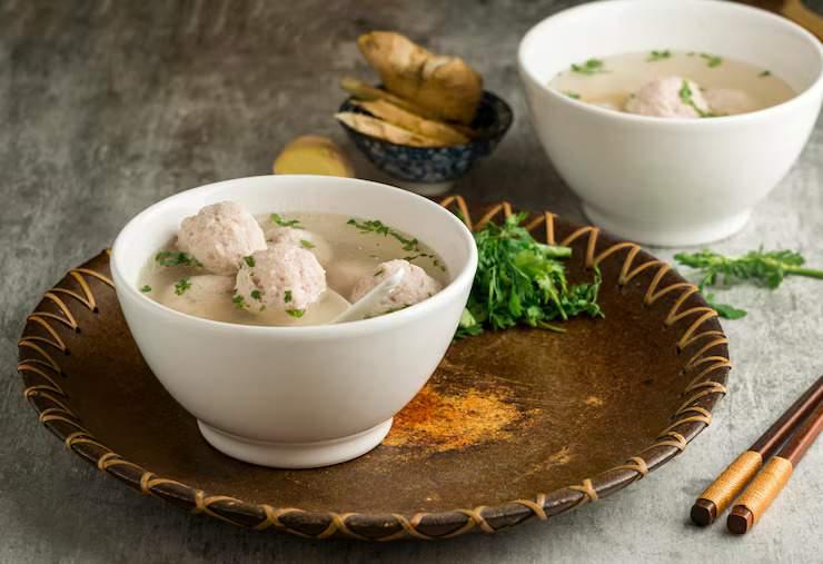 8 Pilihan Resep Kuah Bakso yang Gurih dan Lezat