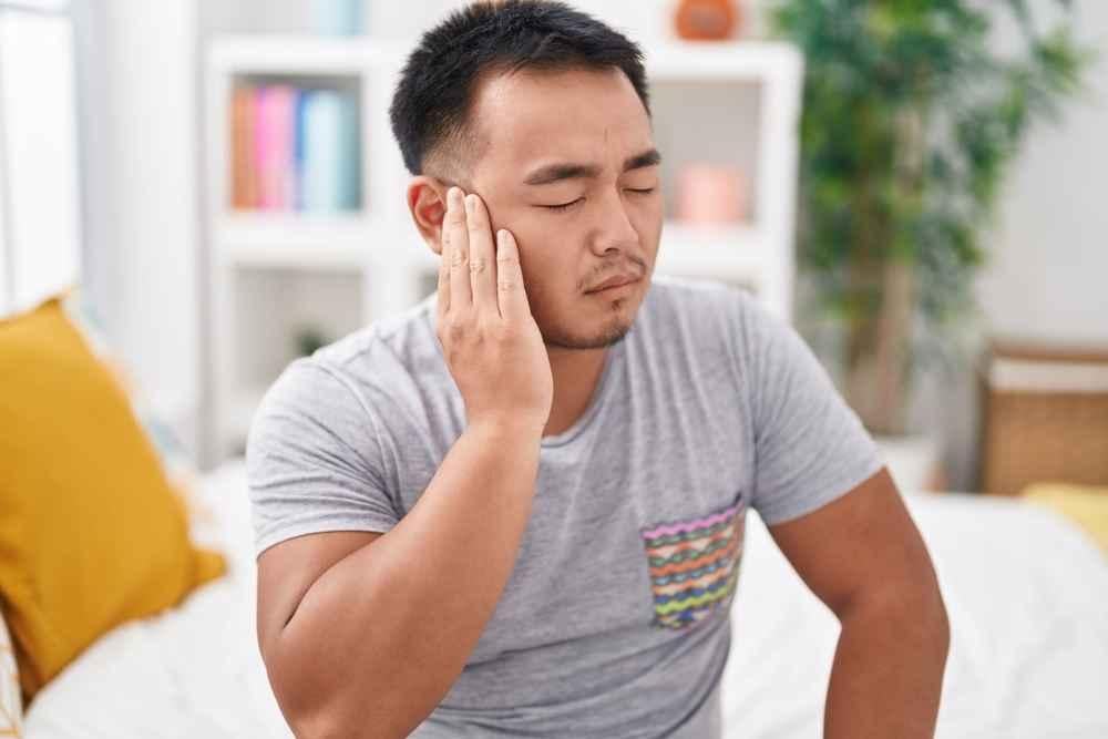 9 Penyebab Sakit di Belakang Telinga serta Penanganannya
