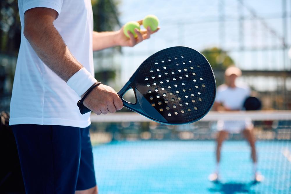 Kenali Karakteristik Raket Padel dan Tips Memilihnya