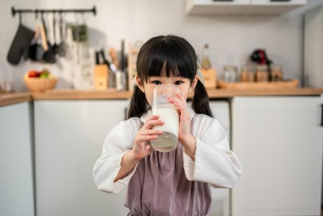 Cara Mendukung Anak Lebih Cermat Lewat Nutrisi Harian