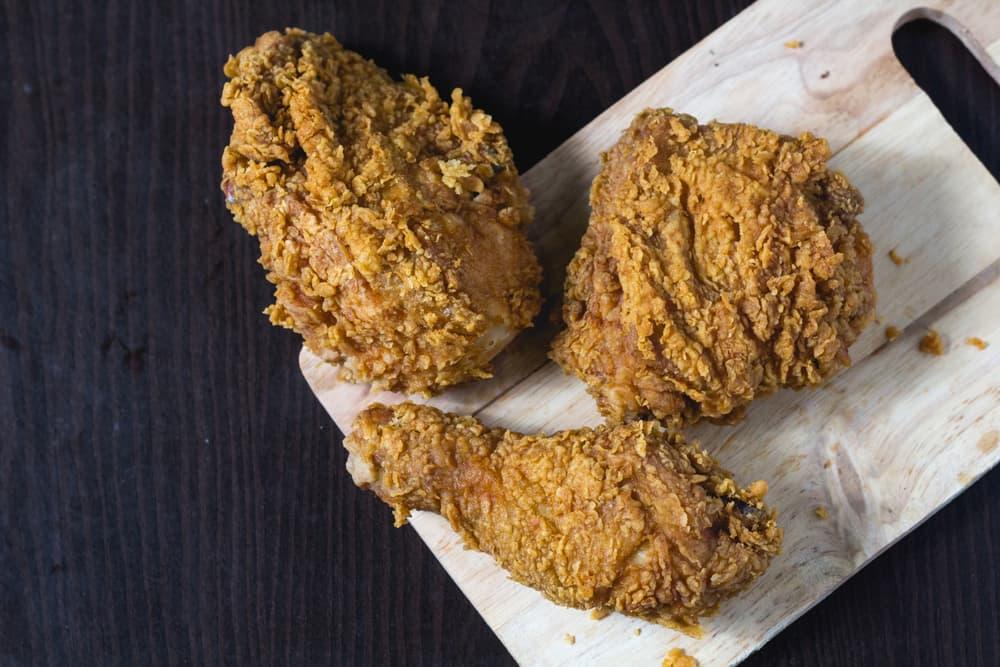 Kalori Ayam Goreng Berdasarkan Bagian Ayam dan Cara Masaknya