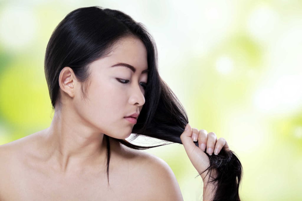 3 Bahan Alami untuk Mengatasi Rambut Berminyak