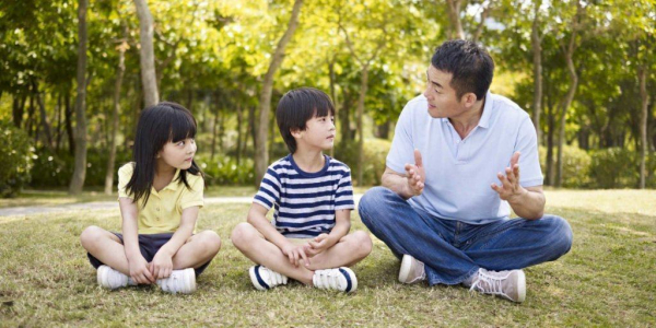 10 Kalimat yang Sebaiknya Tidak Diucapkan Pada Anak Anda