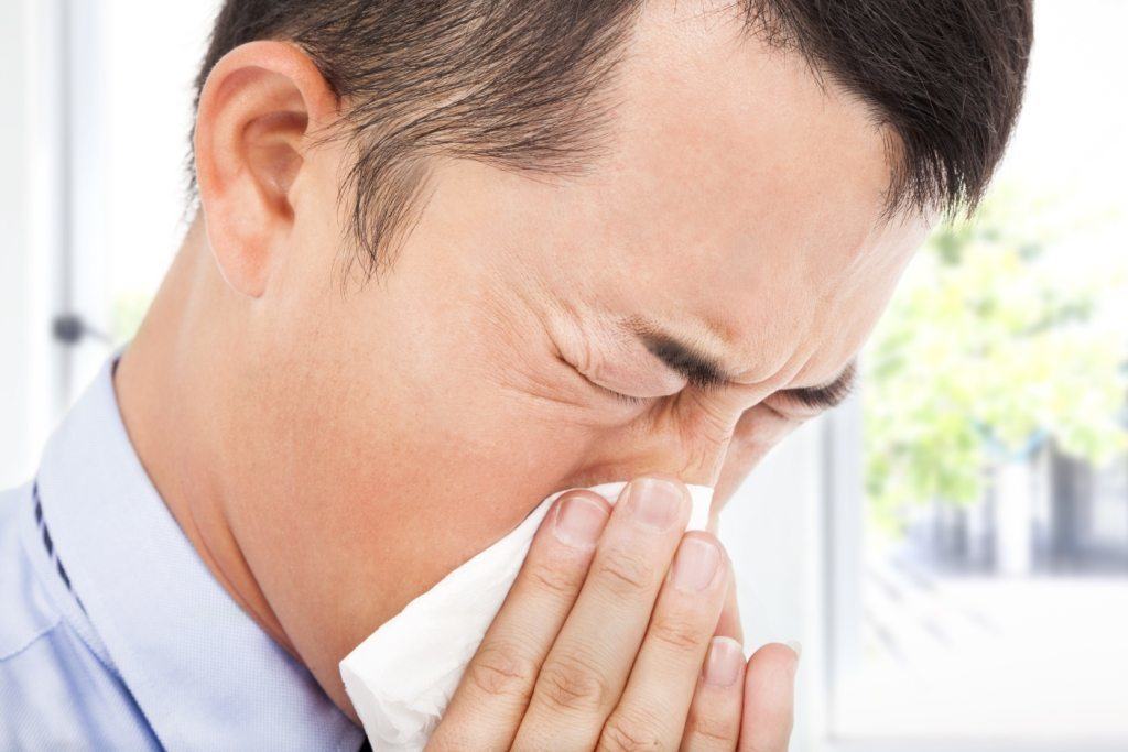 7 Bahan Alami Penangkal Flu yang Tersedia di Rumah